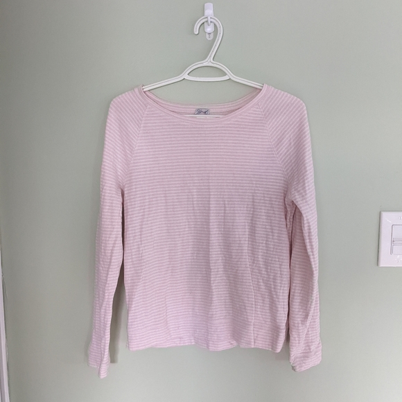 Pink and White sweater - Picture 1 of 1